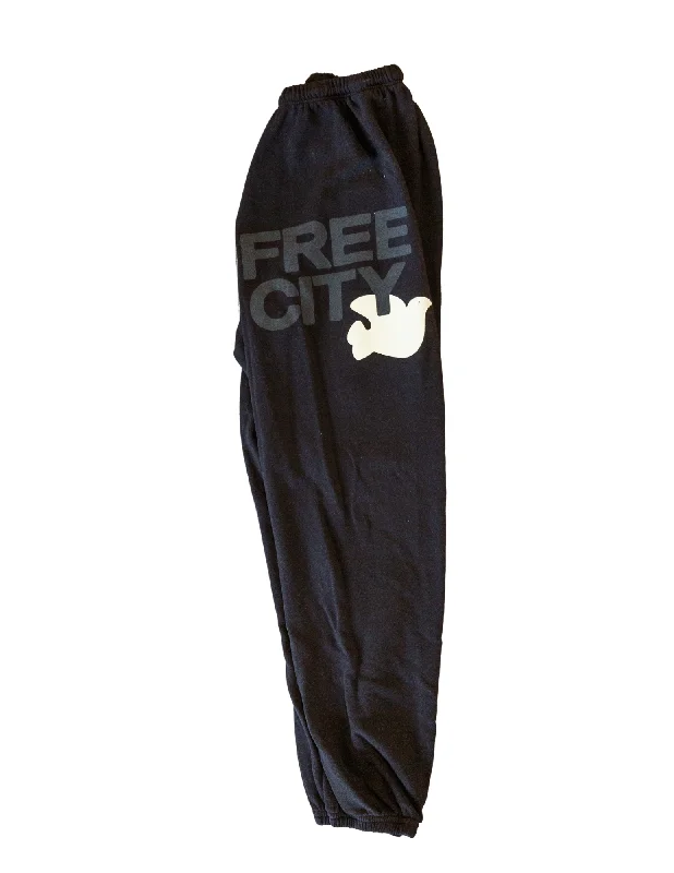 FreeCity Large Sweatpant - Blackspace Cream