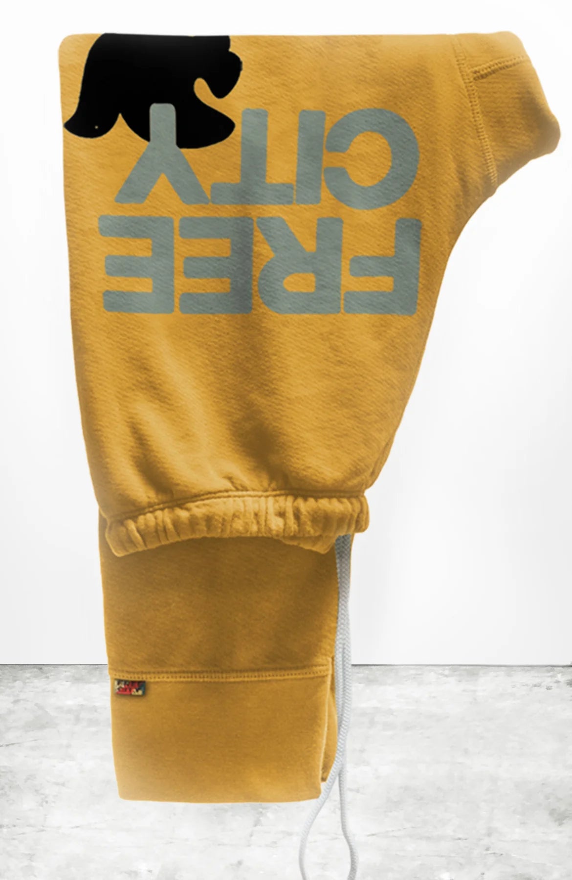 FreeCityLarge 3/4 Sweatpants - Golden Plant