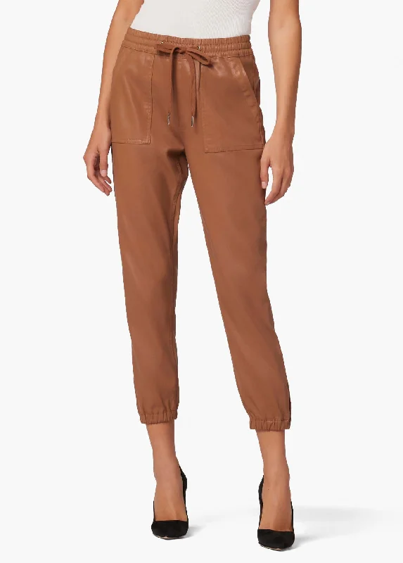 The Sienna Coated Jogger - Maple